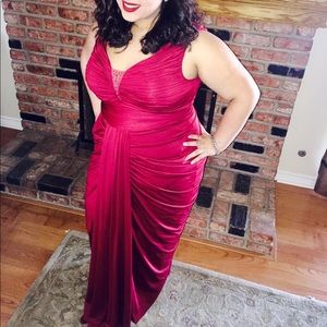 Formal Red CITY CHIC Dress Size 16